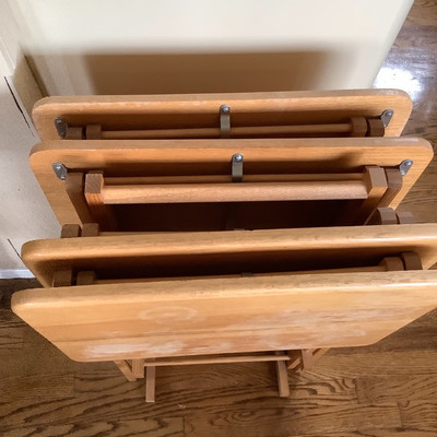 214 Wood TV Tray Set of 4 on Rack