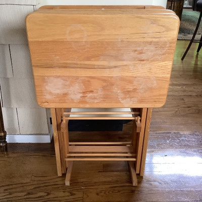 214 Wood TV Tray Set of 4 on Rack