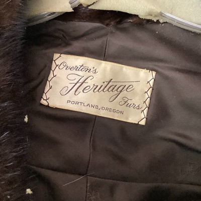 239 Vintage Mink Shawl 