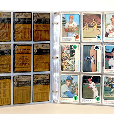 1973 TOPPS BASEBALL CARDS COLLECTION - 144 Cards in Album