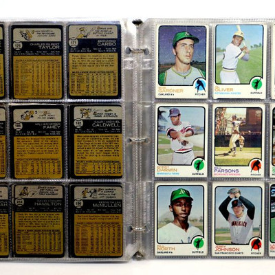 1973 TOPPS BASEBALL CARDS COLLECTION - 144 Cards in Album