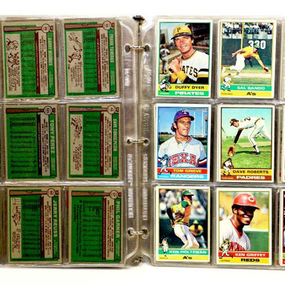 1975-76 TOPPS BASEBALL CARDS COLLECTION - 198 Cards in Album