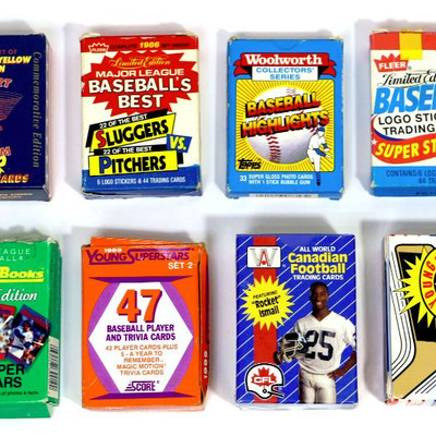 BOX LOT - BASEBALL Basketball Football Hockey 1000+ Cards & Sports Collectibles