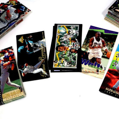 BOX LOT - BASEBALL Basketball Football Hockey 1000+ Cards & Sports Collectibles
