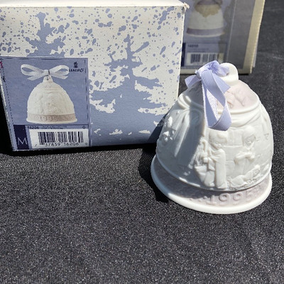 Lot 23 - Lladro Bells with original boxes!