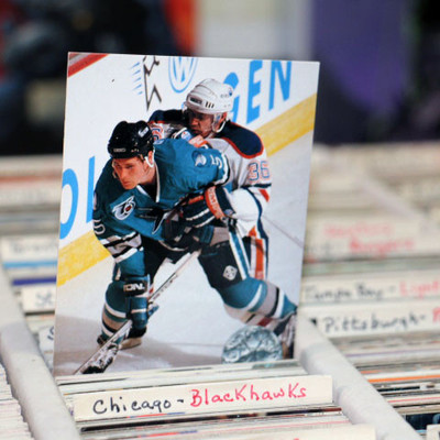 Vintage HOCKEY CARDS LOT - Private Collection in Box - 2500++ Cards