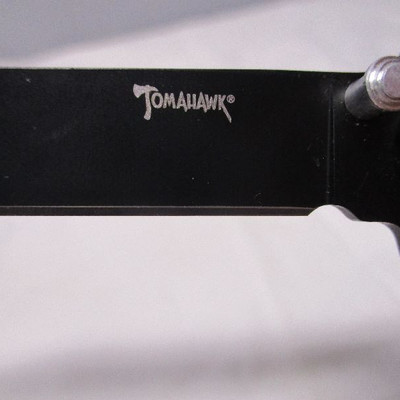 Tomahawk Folding Switchblade Knife