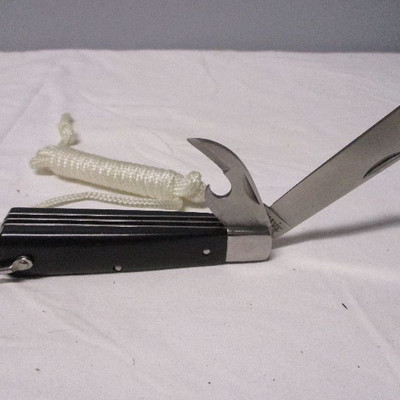 Navy Pocket Knife