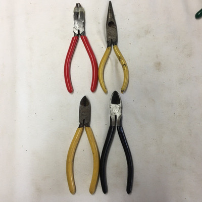 Lot 19 - Pliers and More