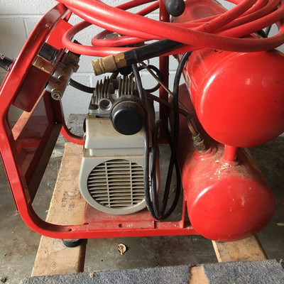 Lot 30 - Porter Cable Compressor and Air Tank