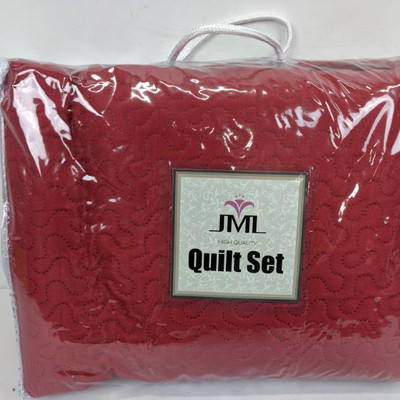 JML Quilt Set, Red - New