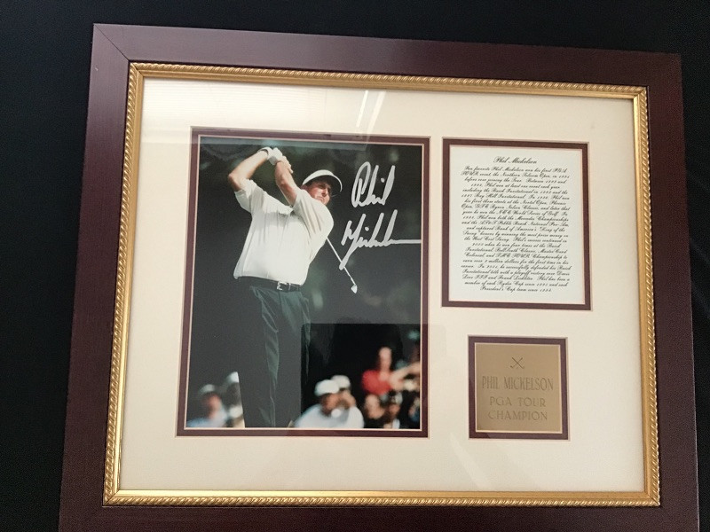 Authentic Autographed Phil Mickelson photo | EstateSales.org