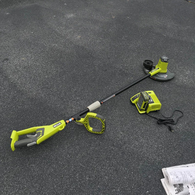 Lot 43 - Ryobi Edger Battery Operated With Battery Charger