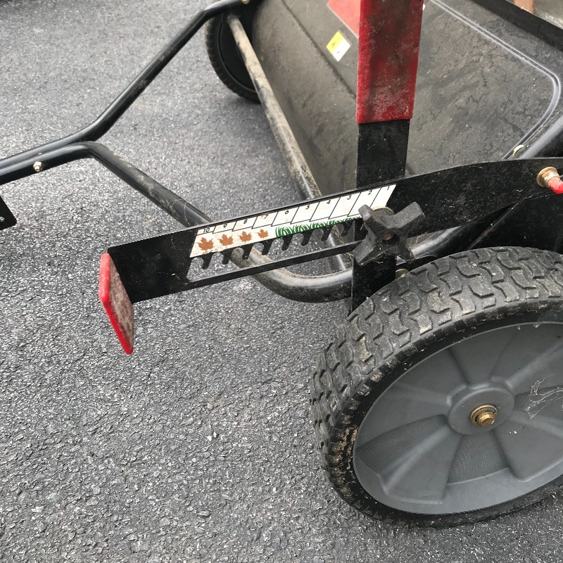 Lot 49 Lawn Sweeper BrinlyHardy