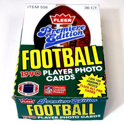 1990 FLEER Football NFL Player Photo Cards Factory Complete Wax Packs Box D-006