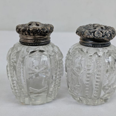 Crystal Pressed Vintage Salt & Pepper Shakers