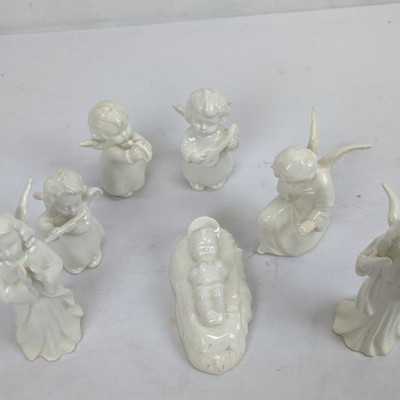 Vintage Sacrant Nativity W. Goebel, Ceramic