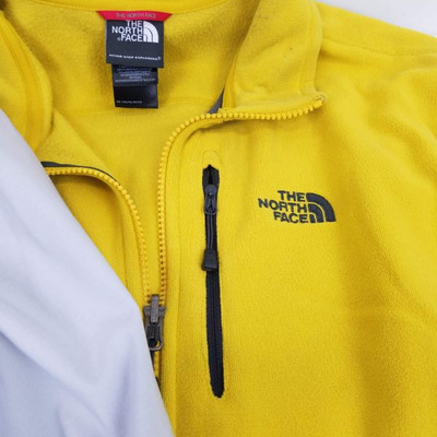 Men's North Face Jackets Size Large, Qty 2. 1 Gray/Red & 1 Mustard Yellow