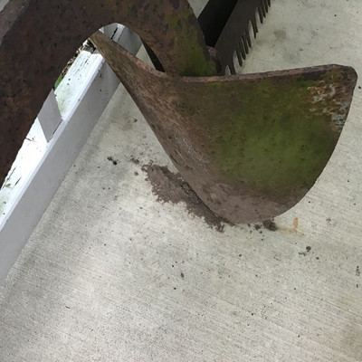 VINTAGE FARM ANTIQUE TRACTOR SPADE/TILLER