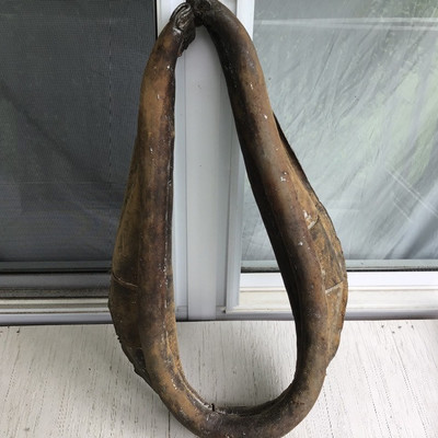 CAMEL SADDLE