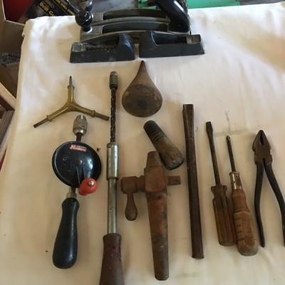 Lot 93 - Vintage Tools