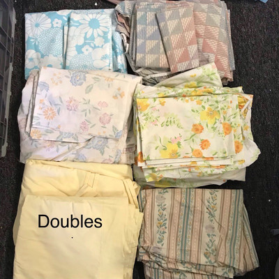 Lot 115 - Double and Twin Sheets