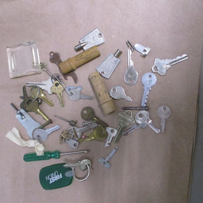 Box Of Keys - Cabinet & Freezer - Sewing Machine Needles