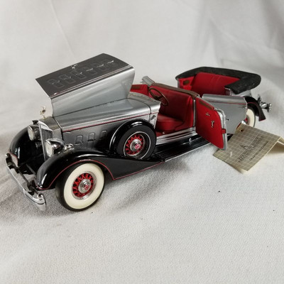 1934 Packard Die Cast Model - 