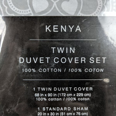 Kenya Duvet Cover Set, Gray Elephant, Twin - New
