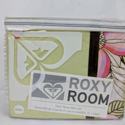 Roxy Room Twin Duvet, Floral - New
