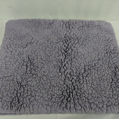 Wamsutta Purple Fluffy Bath Mat - New