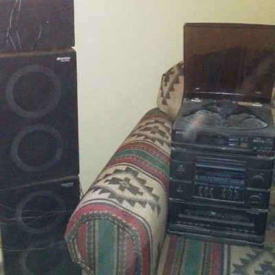 Stereo system - Black, 3 disc CD, cassette player, 3 speakers