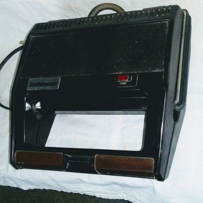 Snackmaster sandwich maker