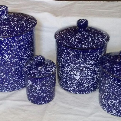 Ceramic canisters - some cracks