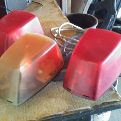 Emergency lighting system for EMS - bracket mounts to truck bed