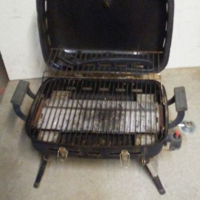 Camping grill - gas