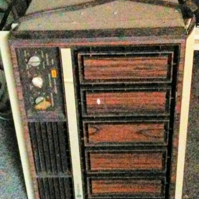 Air Conditioner - window unit, works well