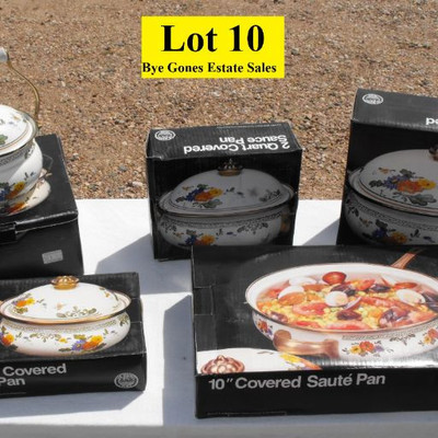 LOT 10  New 10 piece Porcelain Enamel Cookware