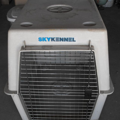 LOT 27  XL Sky Kennel (Pet Carrier)