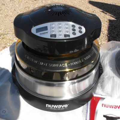 LOT 33  New NuWave Pro Plus Infrared Oven
