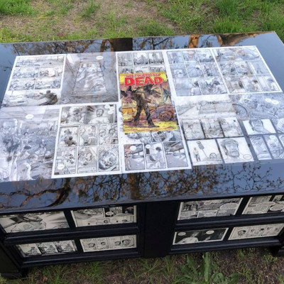 The WALKING DEAD #1 Comics Custom Made COFFEE TABLE / CHEST
