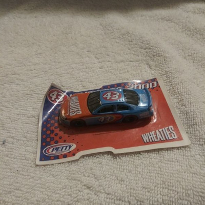 NASCAR Wheaties Collectable Richard Petty Car 