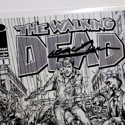 The WALKING DEAD #1 Wizard World NYC Exclusive Neal Adams Signed Image Comics