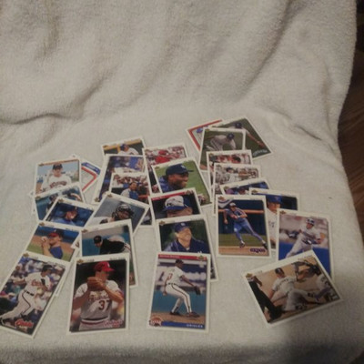 Lot of 1990s Upper deck Cards 