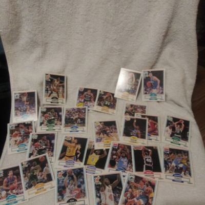Lot of 1990s NBA cards 