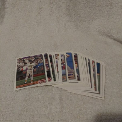 Nice grab bag of 1992 upper deck 