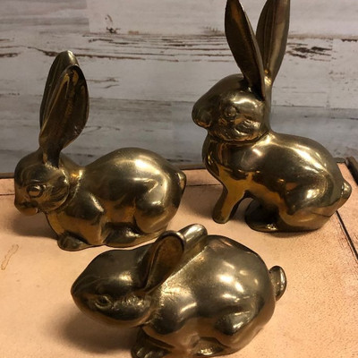 Lot 15 -3 three small brass rabbits
