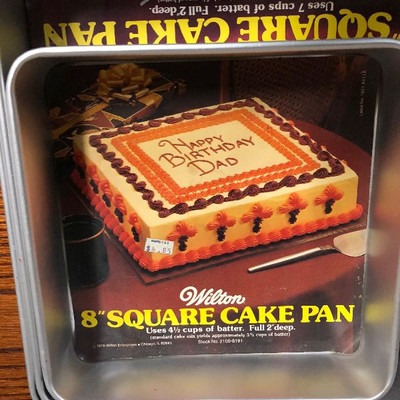 Lot 44 Wilton Square Cake Pan Set 