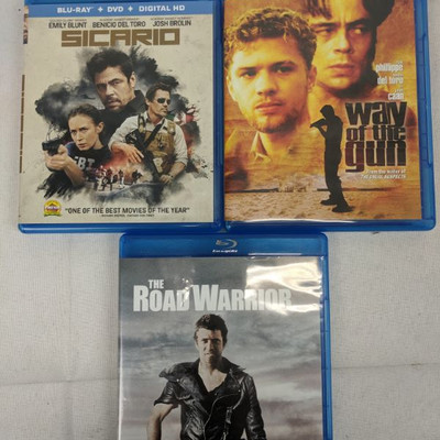 3 Blu-Rays: Sicario - The Road Warrior
