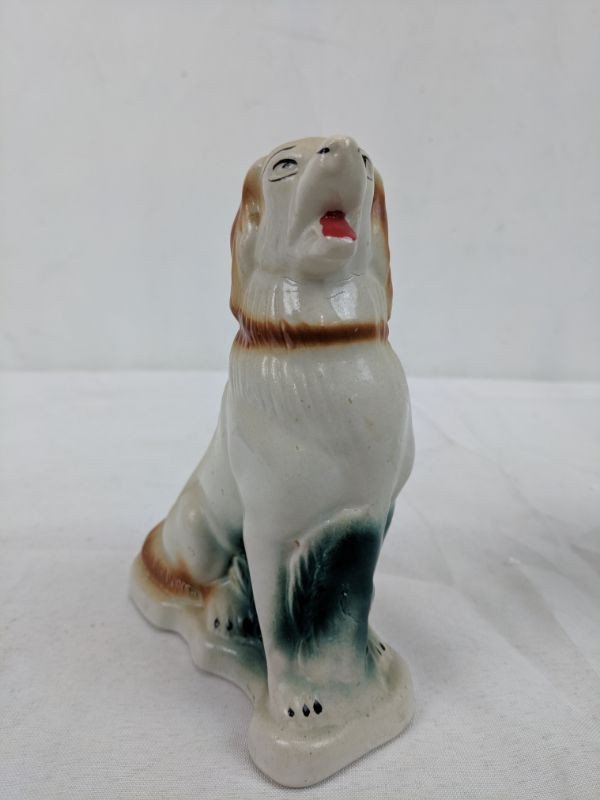 Dog Statue (Springer Spaniel) | EstateSales.org
